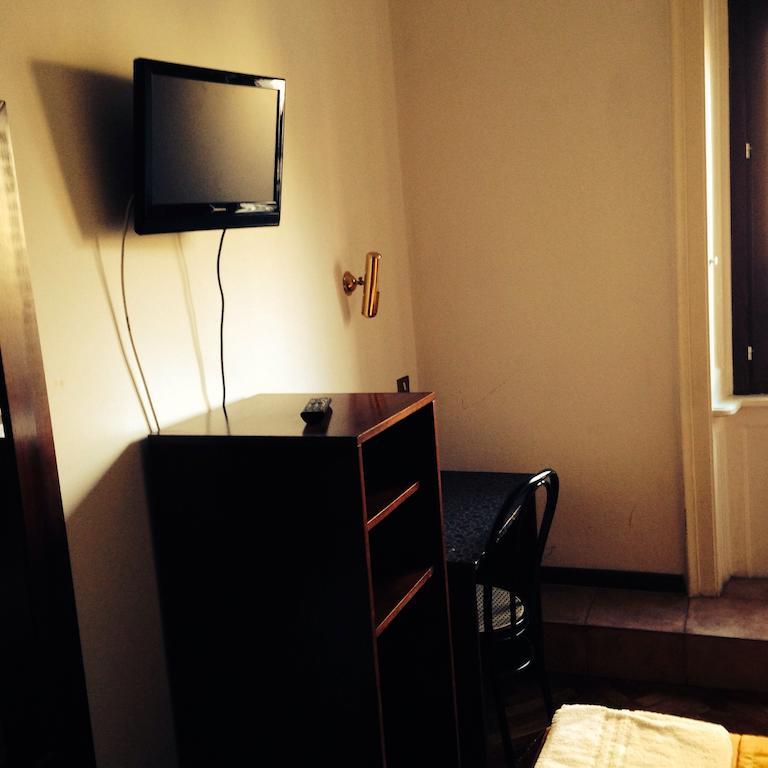 Hotel Medea Μιλάνο Δωμάτιο φωτογραφία